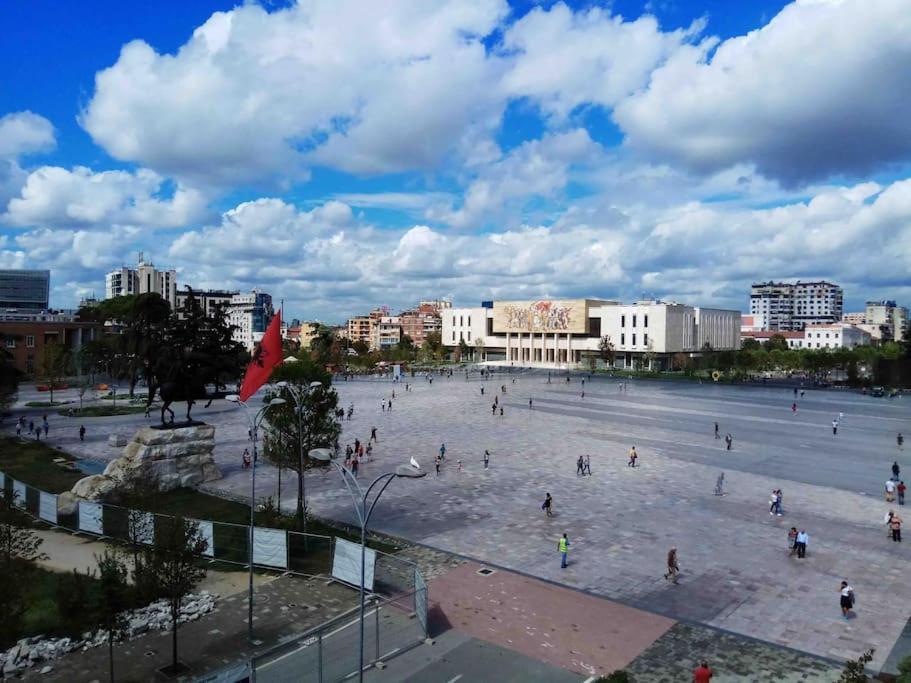 City Centre Big Art'Partment Heart Of The Capital Tiran Dış mekan fotoğraf