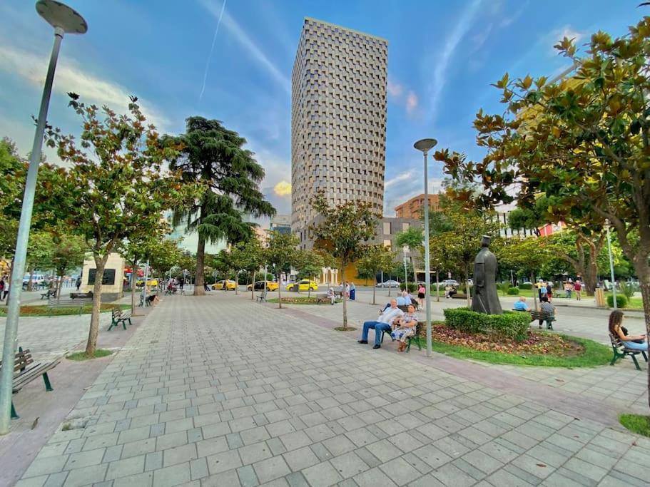 City Centre Big Art'Partment Heart Of The Capital Tiran Dış mekan fotoğraf