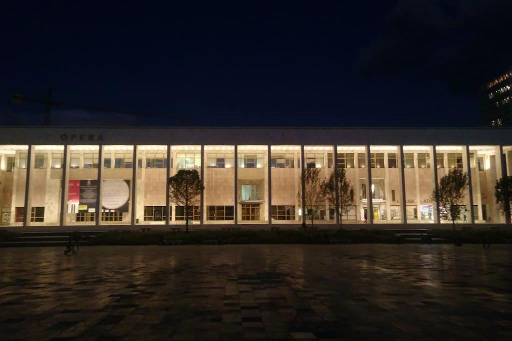 City Centre Big Art'Partment Heart Of The Capital Tiran Dış mekan fotoğraf